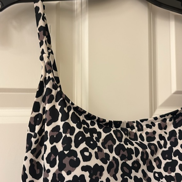 Leopard swimsuit - Picture 2 of 6